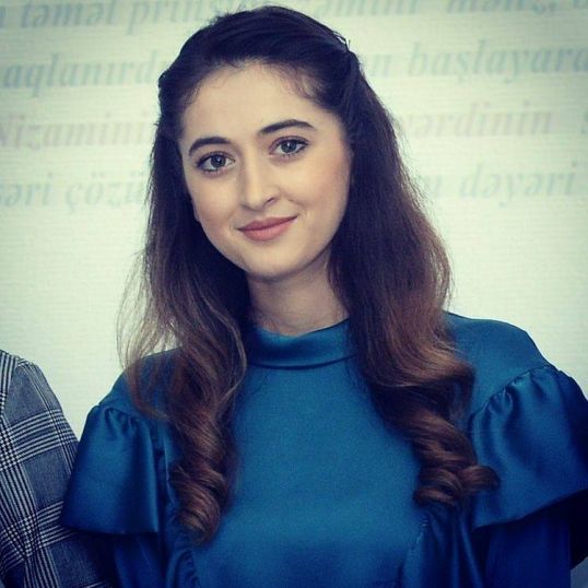 Yaşamaq, yəni... - Cahanxanım Seyidzadə Yaşamaq, yəni... - Cahanxanım Seyidzadə