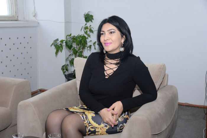 Hekayə diskurs kimi:  "Dəli Bəybala" - Elnarə AKİMOVA - LAYİHƏ Hekayə diskurs kimi:  "Dəli Bəybala" - Elnarə AKİMOVA - LAYİHƏ