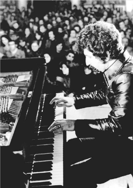 Azər TURAN - "Caz, sadəcə, musiqi deyildir"... - Azər TURAN Azər TURAN - "Caz, sadəcə, musiqi deyildir"... - Azər TURAN