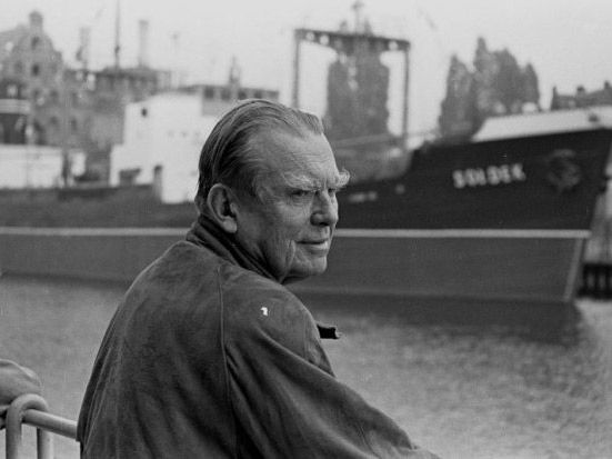 ƏDƏBİYYAT ÜZRƏ 1980-Cİ İLİN NOBEL MÜKAFATÇISI: Çeslav MİLOŞ - İssa vadisi...Romandan parça - Əyyub QİYAS ƏDƏBİYYAT ÜZRƏ 1980-Cİ İLİN NOBEL MÜKAFATÇISI: Çeslav MİLOŞ - İssa vadisi...Romandan parça - Əyyub QİYAS