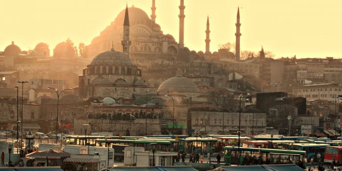 Virtual söhbət: "İndi və burada" İstanbul-Bakı