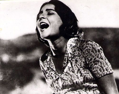 "Almaz" - Ekranlaşdırılmış ədəbi əsərlər Sevda Sultanovanın təqdimatında "Almaz" - Ekranlaşdırılmış ədəbi əsərlər Sevda Sultanovanın təqdimatında