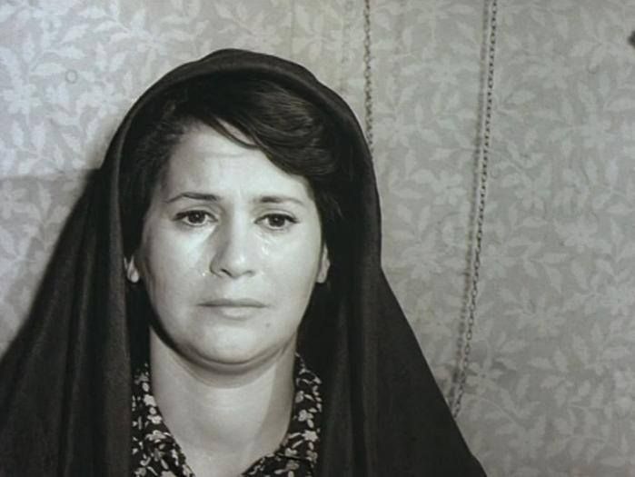 "Dördüncü divar" layihəsinin qonağı - səmimi həmsöhbət, maraqlı aktrisa, əməkdar artist Zemfira Sadıqovadır "Dördüncü divar" layihəsinin qonağı - səmimi həmsöhbət, maraqlı aktrisa, əməkdar artist Zemfira Sadıqovadır