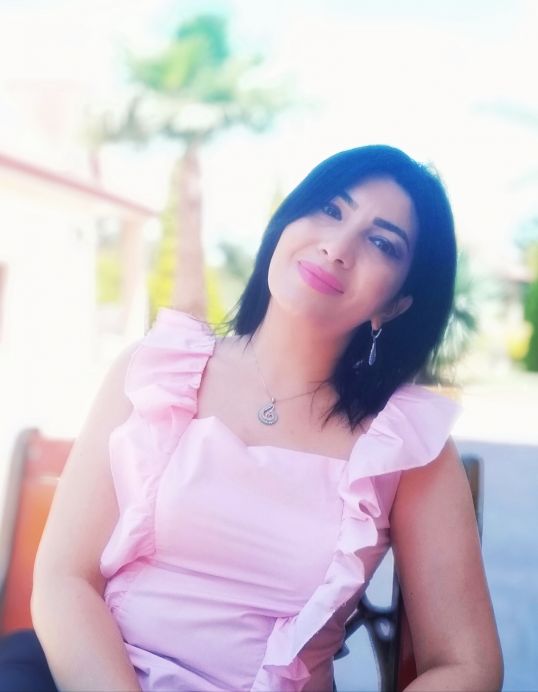 Çingiz Əlioğlunun naturadan poeziyaya adlamış qəhrəmanı - Müqəddəs Məryəmdir, satqın İuda... - Elnarə AKİMOVA yazır - Elnarə AKİMOVA Çingiz Əlioğlunun naturadan poeziyaya adlamış qəhrəmanı - Müqəddəs Məryəmdir, satqın İuda... - Elnarə AKİMOVA yazır - Elnarə AKİMOVA