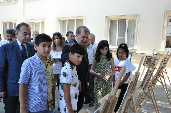 “Qoşa qanad: VI Fizika və lirika konfransı” keçirilib “Qoşa qanad: VI Fizika və lirika konfransı” keçirilib
