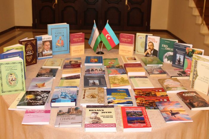 Azərbaycanlı filoloq alim Qulamhüseyn Əliyevin “Azərbaycan-Özbək ədəbi əlaqələri” adlı kitabın təqdimat mərasimi keçirilib Azərbaycanlı filoloq alim Qulamhüseyn Əliyevin “Azərbaycan-Özbək ədəbi əlaqələri” adlı kitabın təqdimat mərasimi keçirilib