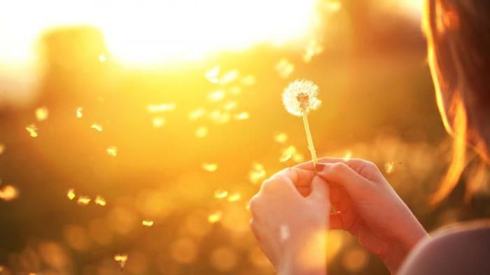 Günəşi üfüqdən qoparıb sənə gətirər əllərində gözlədiyin adam... - Kənan Hacı - şeirlər Günəşi üfüqdən qoparıb sənə gətirər əllərində gözlədiyin adam... - Kənan Hacı - şeirlər