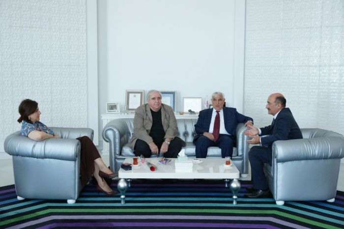 Mədəniyyət və ədəbiyyat xadimlərinə dövlət təltifləri təqdim olunub Mədəniyyət və ədəbiyyat xadimlərinə dövlət təltifləri təqdim olunub