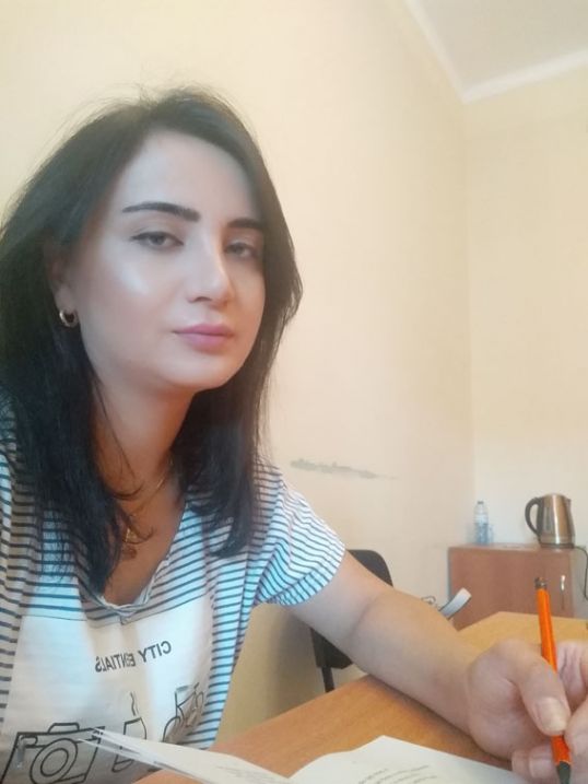 Yusif Nəğməkarın uşaq şeirlərinin "Bal dadı" - Gülnar BABAYEVA yazır Yusif Nəğməkarın uşaq şeirlərinin "Bal dadı" - Gülnar BABAYEVA yazır