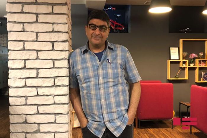 Sənə inanmağım birinci səhvim idi... sənə aşiq olmağım ikinci səhvim... - Mustafa Məstur - şeirlər Sənə inanmağım birinci səhvim idi... sənə aşiq olmağım ikinci səhvim... - Mustafa Məstur - şeirlər