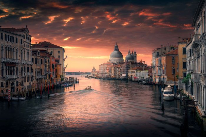 Venesiyaya məktub - Yeddinci-doqquzuncu məktublar - Emin Piri