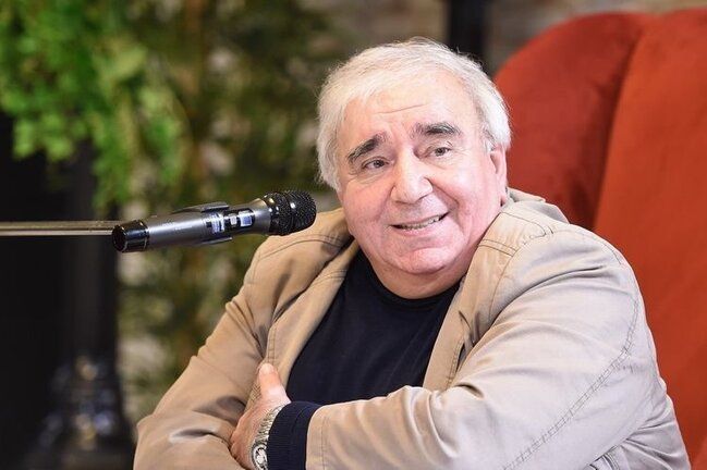 Kədərli sual - Ramiz Rövşən yazır Kədərli sual - Ramiz Rövşən yazır