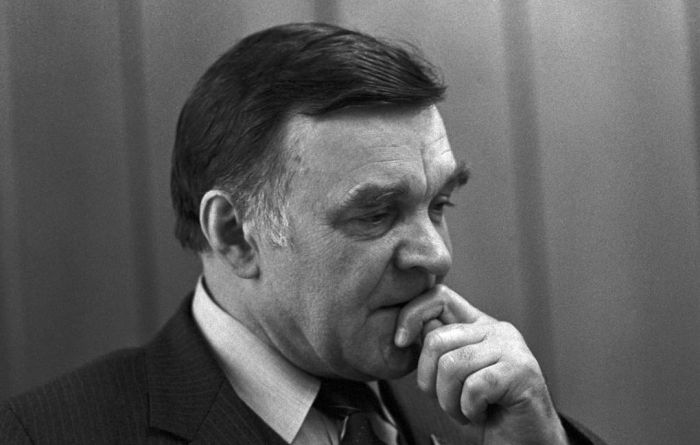 Məşhur rus-sovet yazıçısı Yuriy Bondaryov 96 yaşında dünyasını dəyişib