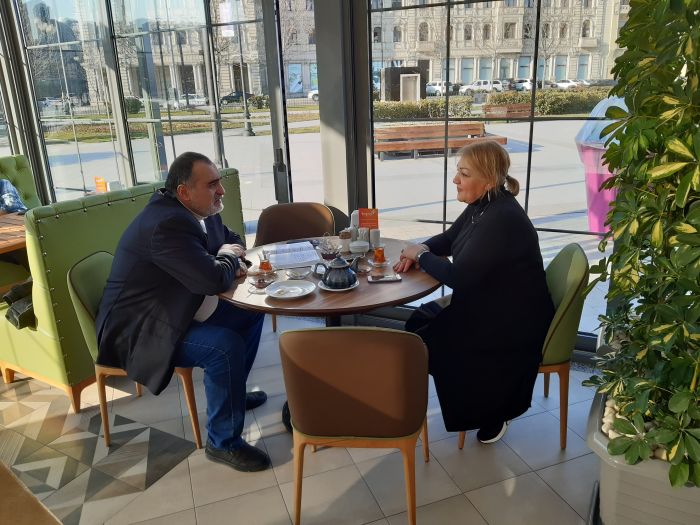 “Varislər”in qonağı Əməkdar artist Hamlet Xanızadənin varisi Aygün Xanızadədir “Varislər”in qonağı Əməkdar artist Hamlet Xanızadənin varisi Aygün Xanızadədir