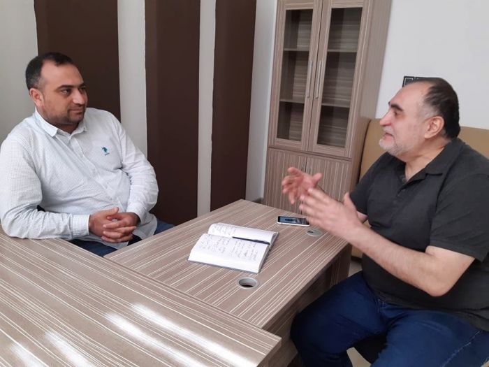 Kamal ALMURADLI: “Məncə, atam həyatı boyu doğru bildiyi işi görüb” Kamal ALMURADLI: “Məncə, atam həyatı boyu doğru bildiyi işi görüb”