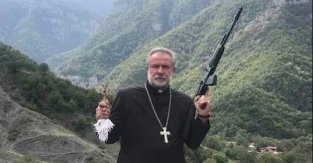 Cəllad dığa. Portretə cizgilər - Rüstəm KAMAL Cəllad dığa. Portretə cizgilər - Rüstəm KAMAL