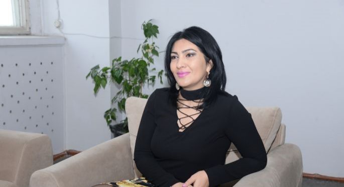 Elnarə Akimova: "Uşaq ədəbiyyatının elmi müstəvidə daha dərindən  öyrənilməsi əsas hədəfimizdir" - Müsahibə | Edebiyyatqazeti.az