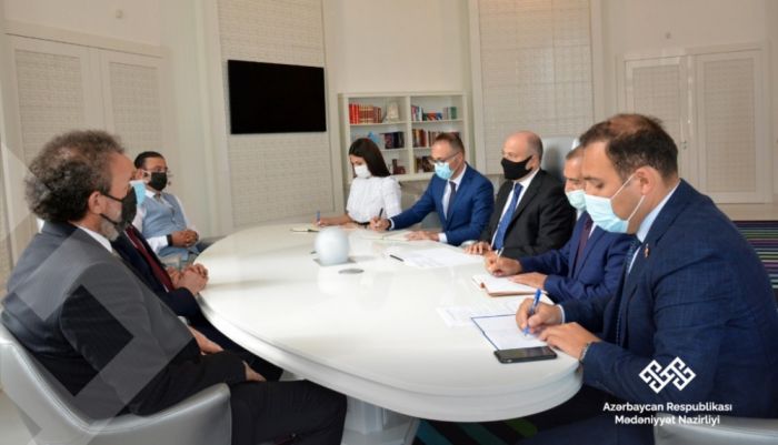 Anar Kərimov Türkiyə Mədəniyyət və Turizm Nazirliyinin nümayəndə heyəti ilə görüşüb Anar Kərimov Türkiyə Mədəniyyət və Turizm Nazirliyinin nümayəndə heyəti ilə görüşüb