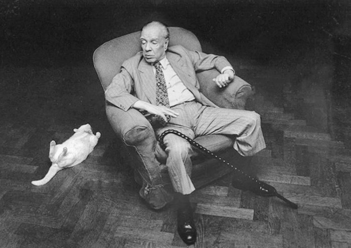Ağır bir qismətdir Borxes olmaq... - Xorxe Luis BORXES Ağır bir qismətdir Borxes olmaq... - Xorxe Luis BORXES