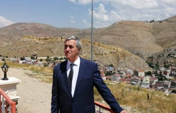 Babalarının kitabını oxumayan ermənilər,  yaxud yenidən xortlayan ermənilik Babalarının kitabını oxumayan ermənilər,  yaxud yenidən xortlayan ermənilik