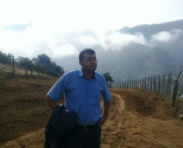 "Darıxıram göy köynəyimin içində - Yer çox balacadı..." - Şeirlər - Allahşükür AĞA "Darıxıram göy köynəyimin içində - Yer çox balacadı..." - Şeirlər - Allahşükür AĞA