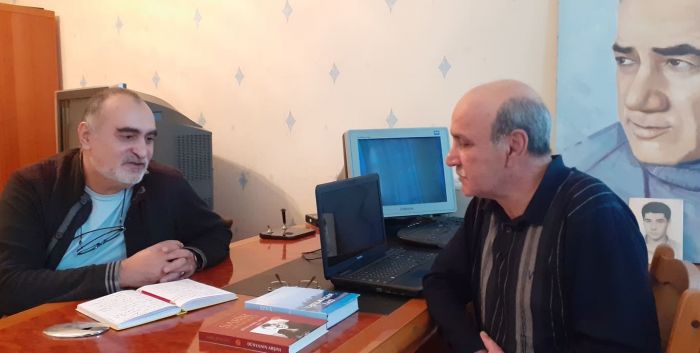 Etibar ƏHMƏDLİ: "Yazıçı kimi əvvəldən sona qədər  öz yazı əqidəsinə sadiq qaldı" - "Varislər" rubrikası - Müsahibə Etibar ƏHMƏDLİ: "Yazıçı kimi əvvəldən sona qədər  öz yazı əqidəsinə sadiq qaldı" - "Varislər" rubrikası - Müsahibə