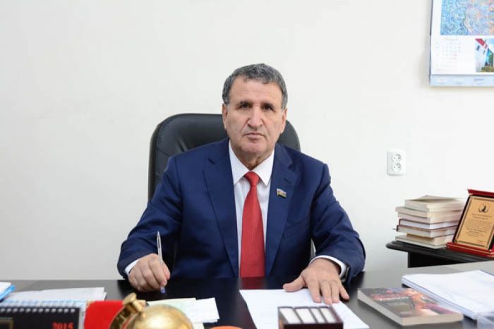 Nizami Gəncəvinin "İskəndərnamə"si: Azərbaycan ədəbiyyatının şərəfnaməsi - İsa HƏBİBBƏYLİ Nizami Gəncəvinin "İskəndərnamə"si: Azərbaycan ədəbiyyatının şərəfnaməsi - İsa HƏBİBBƏYLİ