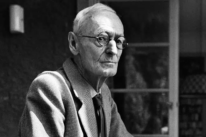 Rəssam - Herman HESSE Rəssam - Herman HESSE