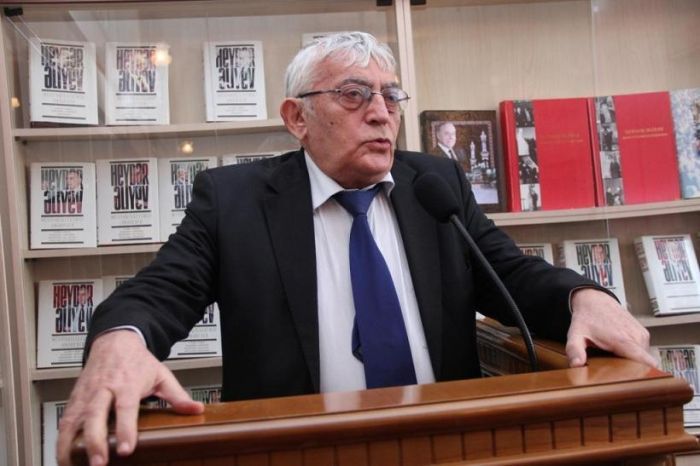 Zahid Xəlilin uşaq poeziyasında vətən ("Dəmir yumruq dastanı" kitabı əsasında) - Mətanət VAHİD Zahid Xəlilin uşaq poeziyasında vətən ("Dəmir yumruq dastanı" kitabı əsasında) - Mətanət VAHİD