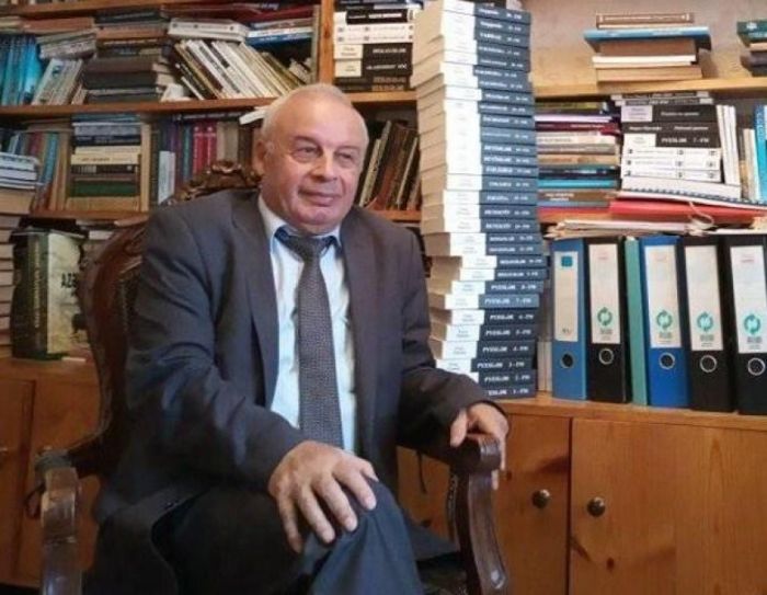 Çağdaş ədəbiyyatımızın görkəmli siması - Firuz Mustafa-70 - Bədirxan ƏHMƏDLİ Çağdaş ədəbiyyatımızın görkəmli siması - Firuz Mustafa-70 - Bədirxan ƏHMƏDLİ