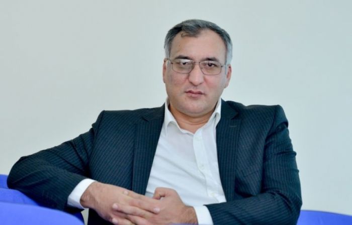 "Müasir yazıçı zamanı  hiss edərək yazandır" - "Fikir bucağı" layihəsinin qonağı  yazıçı Şərif Ağayardır "Müasir yazıçı zamanı  hiss edərək yazandır" - "Fikir bucağı" layihəsinin qonağı  yazıçı Şərif Ağayardır