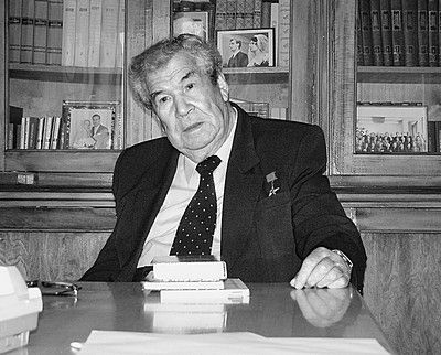 Bahadırın qılıncı hardadır? - Mustay Kərim Bahadırın qılıncı hardadır? - Mustay Kərim
