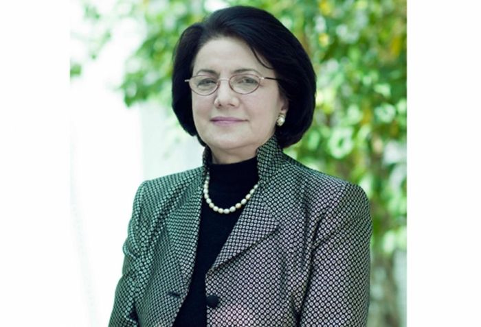 Nizami fəlsəfi dünyasına Firəngiz Əlizadənin  çağdaş baxışı - Yavər Neymətli Nizami fəlsəfi dünyasına Firəngiz Əlizadənin  çağdaş baxışı - Yavər Neymətli