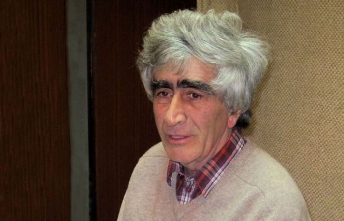 Dünyanın ən varlı şairi - Vaqif Bayatlı Odər haqqında - Fərid HÜSEYN Dünyanın ən varlı şairi - Vaqif Bayatlı Odər haqqında - Fərid HÜSEYN
