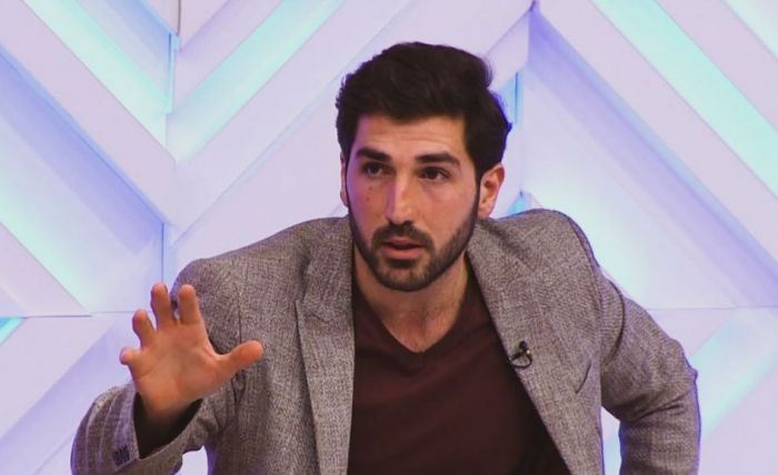 Lənkəranda "Casus" var və ya  Oğuz elinə müfəttiş gəlir! - Dastan-parodiya haqqında reportaj-resenziya. Dağlar Yusif ƏFƏNDİ Lənkəranda "Casus" var və ya  Oğuz elinə müfəttiş gəlir! - Dastan-parodiya haqqında reportaj-resenziya. Dağlar Yusif ƏFƏNDİ