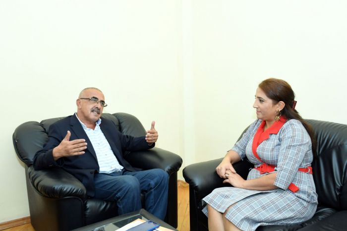 "Onlara elə gəlirdi ki,  aktyora görə rol, pyes seçirəm" - Əməkdar incəsənət xadimi Bəhram Osmanovla müsahibə "Onlara elə gəlirdi ki,  aktyora görə rol, pyes seçirəm" - Əməkdar incəsənət xadimi Bəhram Osmanovla müsahibə