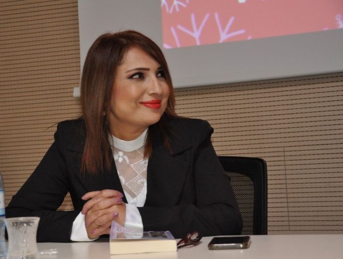 Ağ dəvə  düzdə qaldı... - Günel Natiq Ağ dəvə  düzdə qaldı... - Günel Natiq