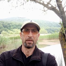 Dostlarla, doğmalarla aramızda təkcə anılar salamat qaldı... - Şeirlər. Dəyanət OSMANLI Dostlarla, doğmalarla aramızda təkcə anılar salamat qaldı... - Şeirlər. Dəyanət OSMANLI