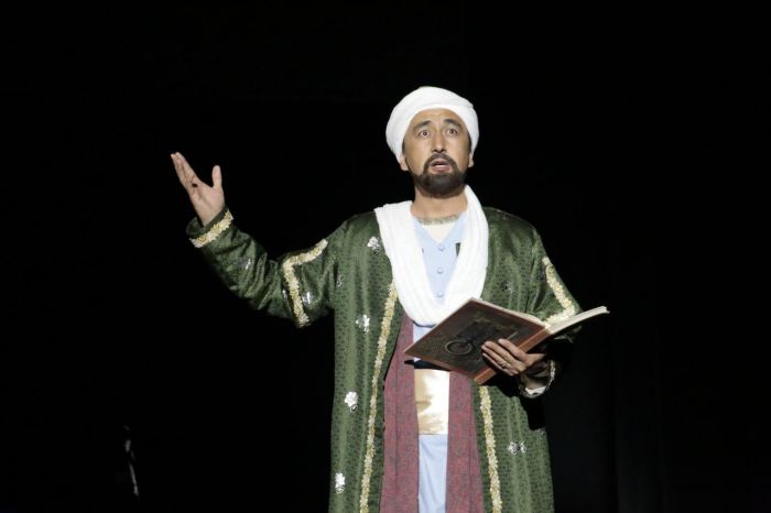 Nizami Gəncəvi Özbəkistan səhnəsində - FOTOLAR