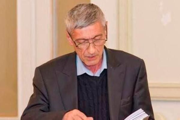 Vaqif Yusifli-75: Gənclər üçün ən çox yazan tənqidçimiz... - İlqar FƏHMİ Vaqif Yusifli-75: Gənclər üçün ən çox yazan tənqidçimiz... - İlqar FƏHMİ