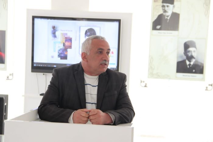 Son budaqda son ümidtək çatlayıb bağrı qan nar... - Şeirlər. Süleyman Abdulla Son budaqda son ümidtək çatlayıb bağrı qan nar... - Şeirlər. Süleyman Abdulla