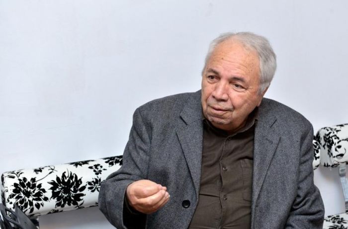 "Yüz ilin şeirləri"  nə üçün yazılmır?.. - Allahverdi Eminov yazır "Yüz ilin şeirləri"  nə üçün yazılmır?.. - Allahverdi Eminov yazır