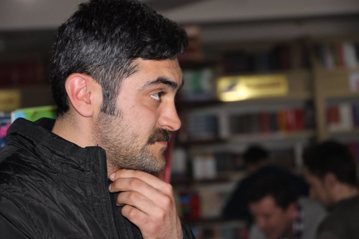 Pərinin Qonur Qoca  Sarı çobana dedikləri - “Dədə Qorqud” dastanına düşməyən şeirlər silsiləsindən. Həmid Piriyev Pərinin Qonur Qoca  Sarı çobana dedikləri - “Dədə Qorqud” dastanına düşməyən şeirlər silsiləsindən. Həmid Piriyev