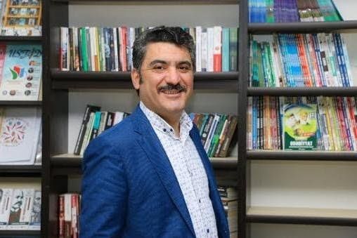 Tanrının Şeytan axtarışı... - Şəmil Sadiqin hekayəsi Tanrının Şeytan axtarışı... - Şəmil Sadiqin hekayəsi