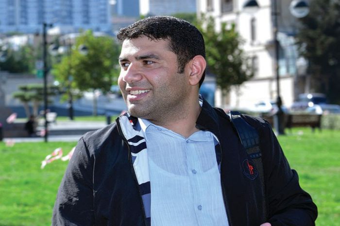 Qaşla göz arasındakı aqibət - Səxavət Sahilin şeirləri haqqında Qaşla göz arasındakı aqibət - Səxavət Sahilin şeirləri haqqında