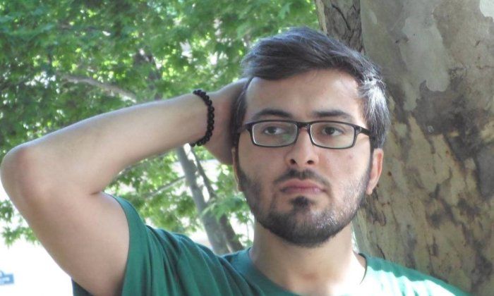 Növbəti stansiya: əlləri qoynunda pəncərə qadın... - Oğuz Ayvazın şeirləri Növbəti stansiya: əlləri qoynunda pəncərə qadın... - Oğuz Ayvazın şeirləri