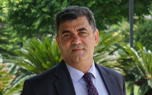 Quşlar balıqlara həsəd çəkərmiş, Balıqlar ölərmiş quş olmaq üçün!.. - Xaqani Qayıblının şeirləri Quşlar balıqlara həsəd çəkərmiş, Balıqlar ölərmiş quş olmaq üçün!.. - Xaqani Qayıblının şeirləri