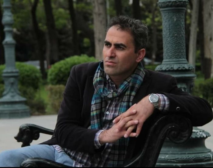 Şəxsiyyət, milli kimliyin  poetik ifadəsi və sadiqlik - Elşad Barat Sayman Aruz haqqında yazır Şəxsiyyət, milli kimliyin  poetik ifadəsi və sadiqlik - Elşad Barat Sayman Aruz haqqında yazır