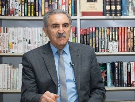 Əzəli və əbədi missiya - Sadıq Elcanlı Qəşəm İsabəylinin “İlk məhəbbətin intiqamı” kitabı haqqında yazır Əzəli və əbədi missiya - Sadıq Elcanlı Qəşəm İsabəylinin “İlk məhəbbətin intiqamı” kitabı haqqında yazır