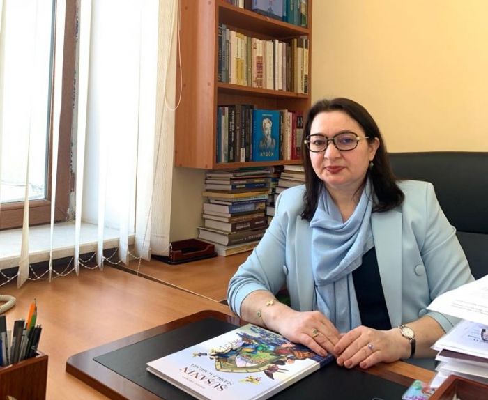 Kiçiklərin böyük  ədəbiyyatına doğru Kiçiklərin böyük  ədəbiyyatına doğru